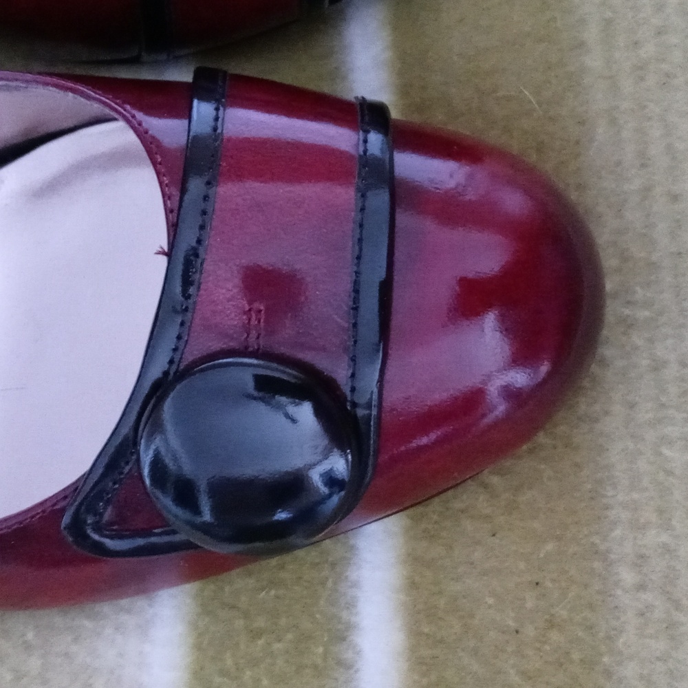 Womens shoes